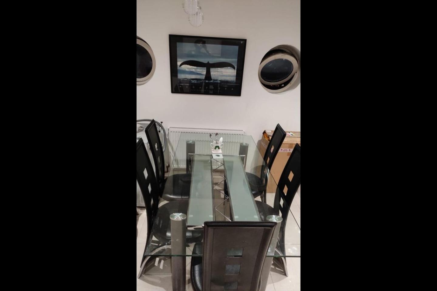 London Stratford - Spacious 2 Bed Flat With Secured Parking & Private Garden Dış mekan fotoğraf